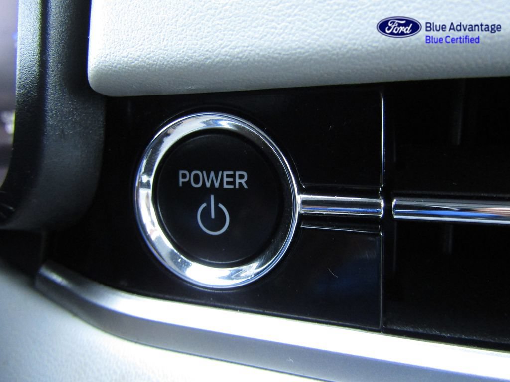 Used 2024 Mitsubishi Outlander SEL AWD/4WD image 32
