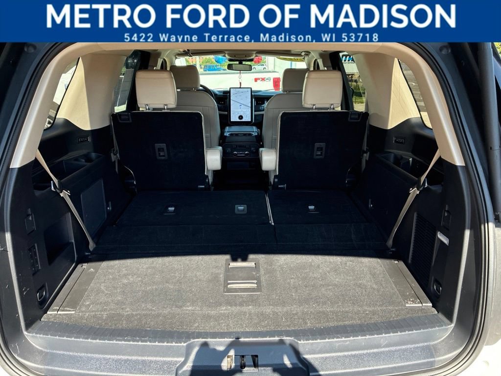 Certified 2022 Ford Expedition Platinum AWD/4WD image 42