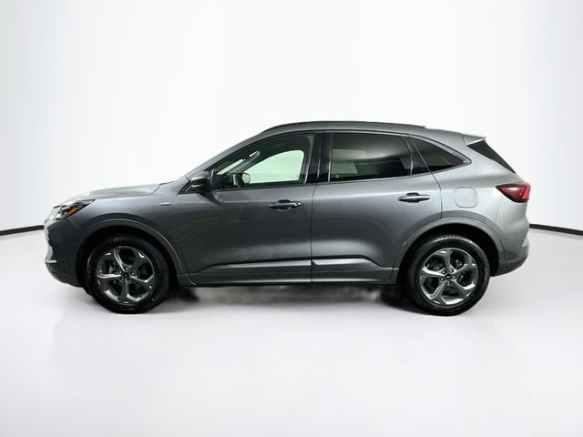 Certified 2023 Ford Escape ST-Line w/ Tech Pack #1 AWD/4WD image 5