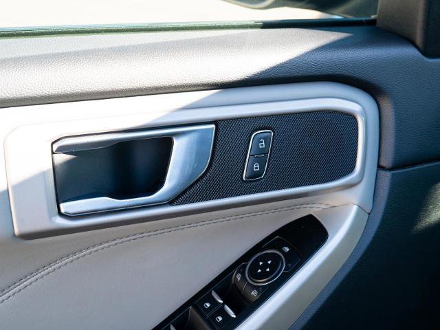 Certified 2022 Ford Explorer XLT w/ Equipment Group 202A image 16