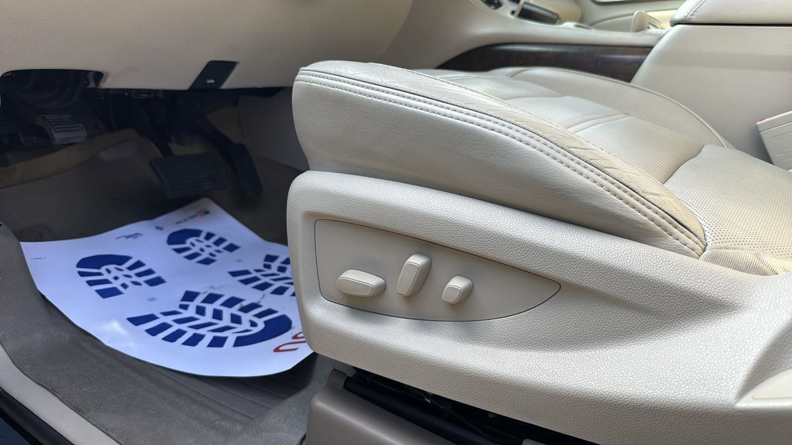 Used 2018 GMC Yukon Denali w/ Denali Ultimate Package image 9