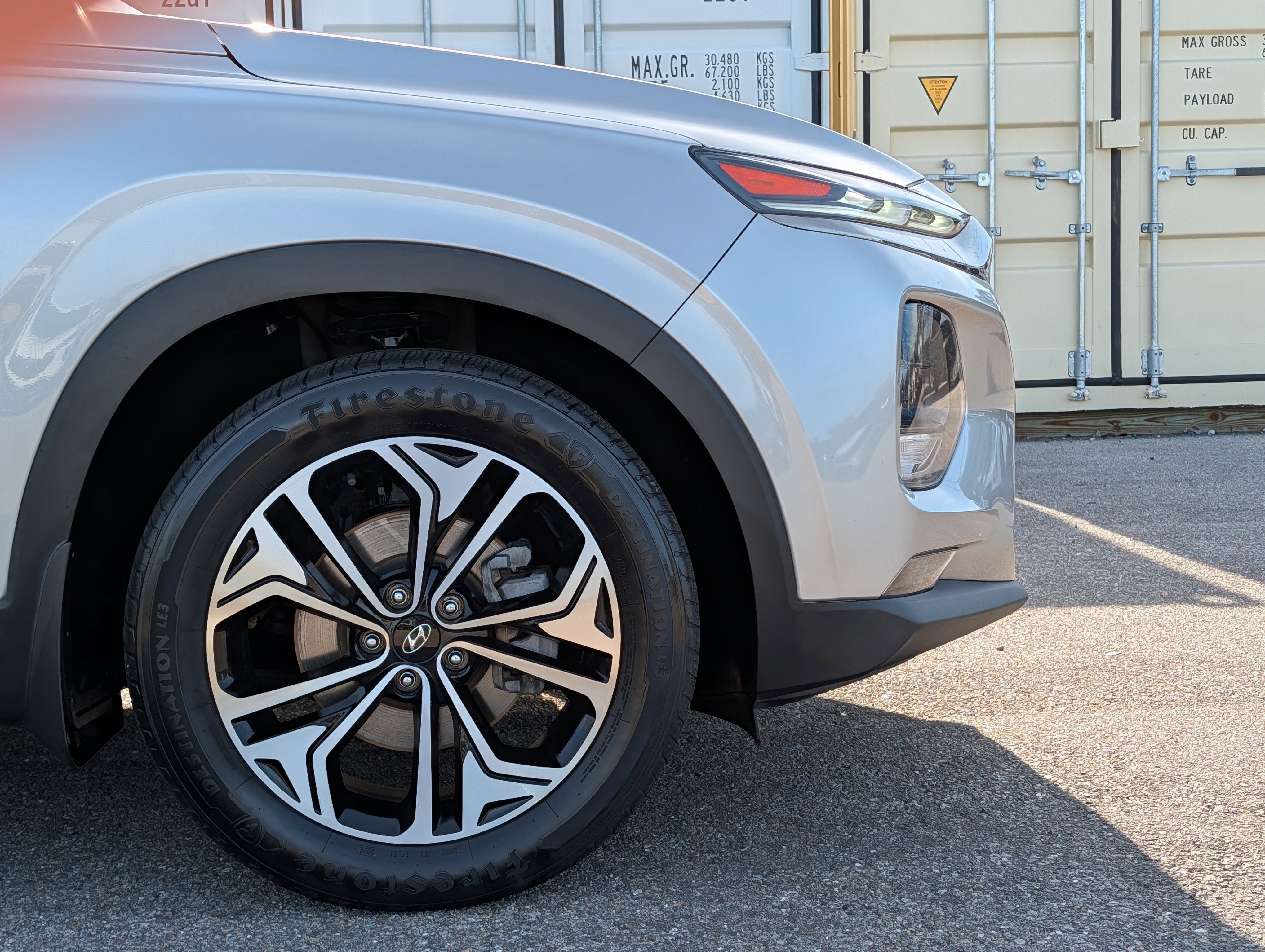 Used 2020 Hyundai Santa Fe Limited FWD image 11
