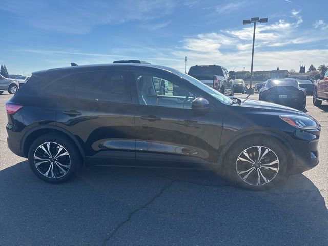 Certified 2021 Ford Escape SE w/ SE Sport Appearance Package image 5