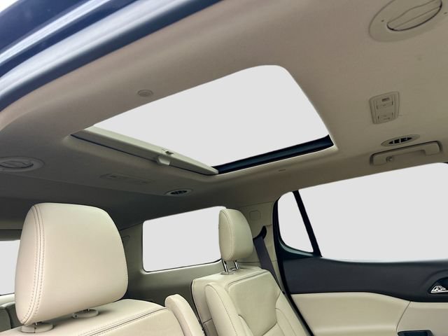 Used 2019 GMC Acadia Denali w/ Technology Package AWD/4WD image 43