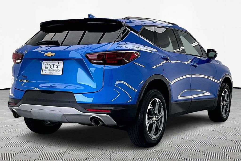 Used 2024 Chevrolet Blazer LT w/ Convenience Package image 4