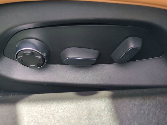 Used 2021 Chevrolet Corvette Stingray Preferred Cpe w/ Z51 Performance Package image 18