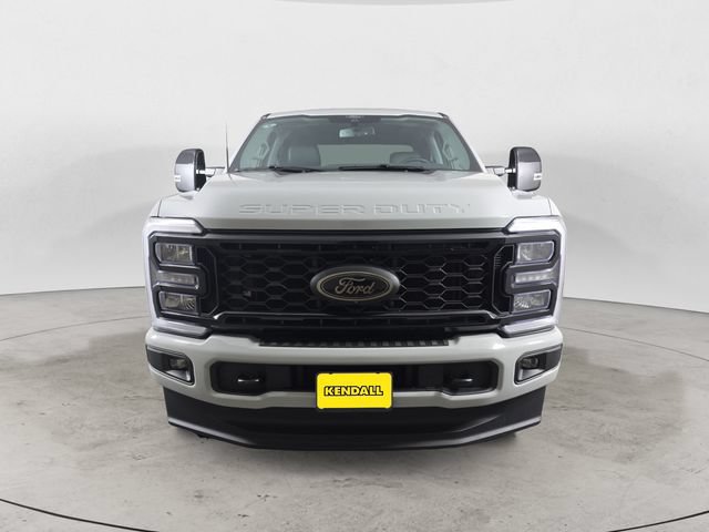 Certified 2025 Ford F350 Lariat w/ Black Appearance Package AWD/4WD image 8