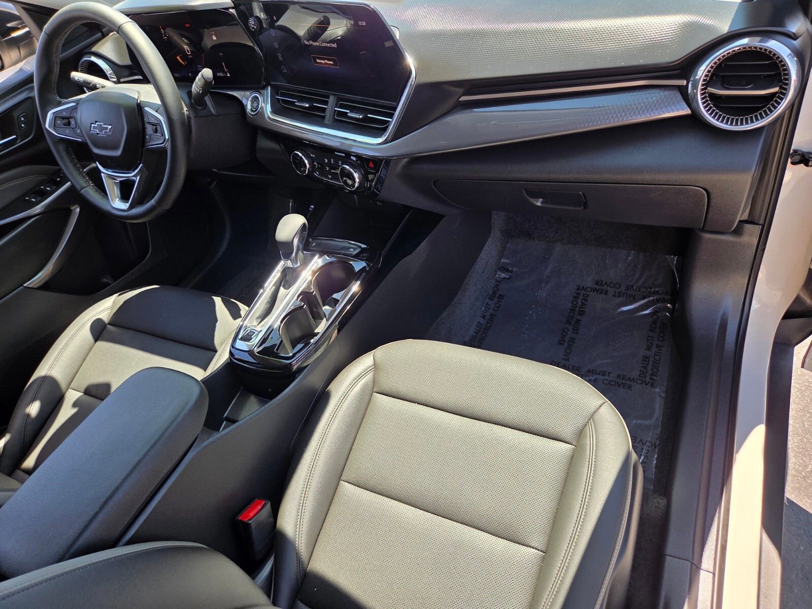 Used 2026 Chevrolet Trax ACTIV w/ Driver Confidence Package FWD image 16