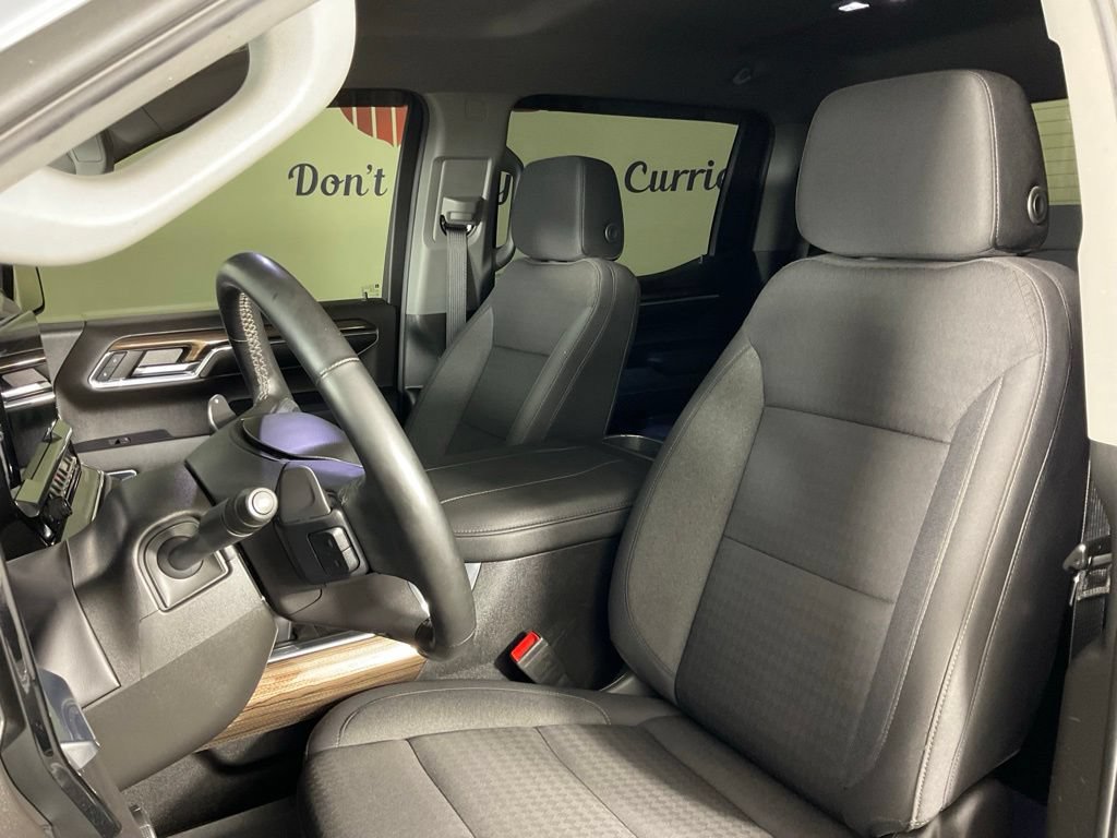 Used 2024 Chevrolet Silverado 1500 RST w/ Z71 Off-Road Package AWD/4WD image 14