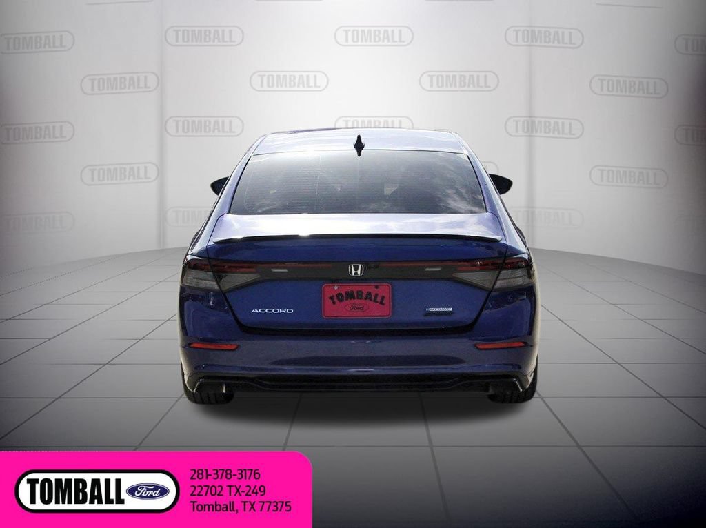 Used 2025 Honda Accord Sport image 7