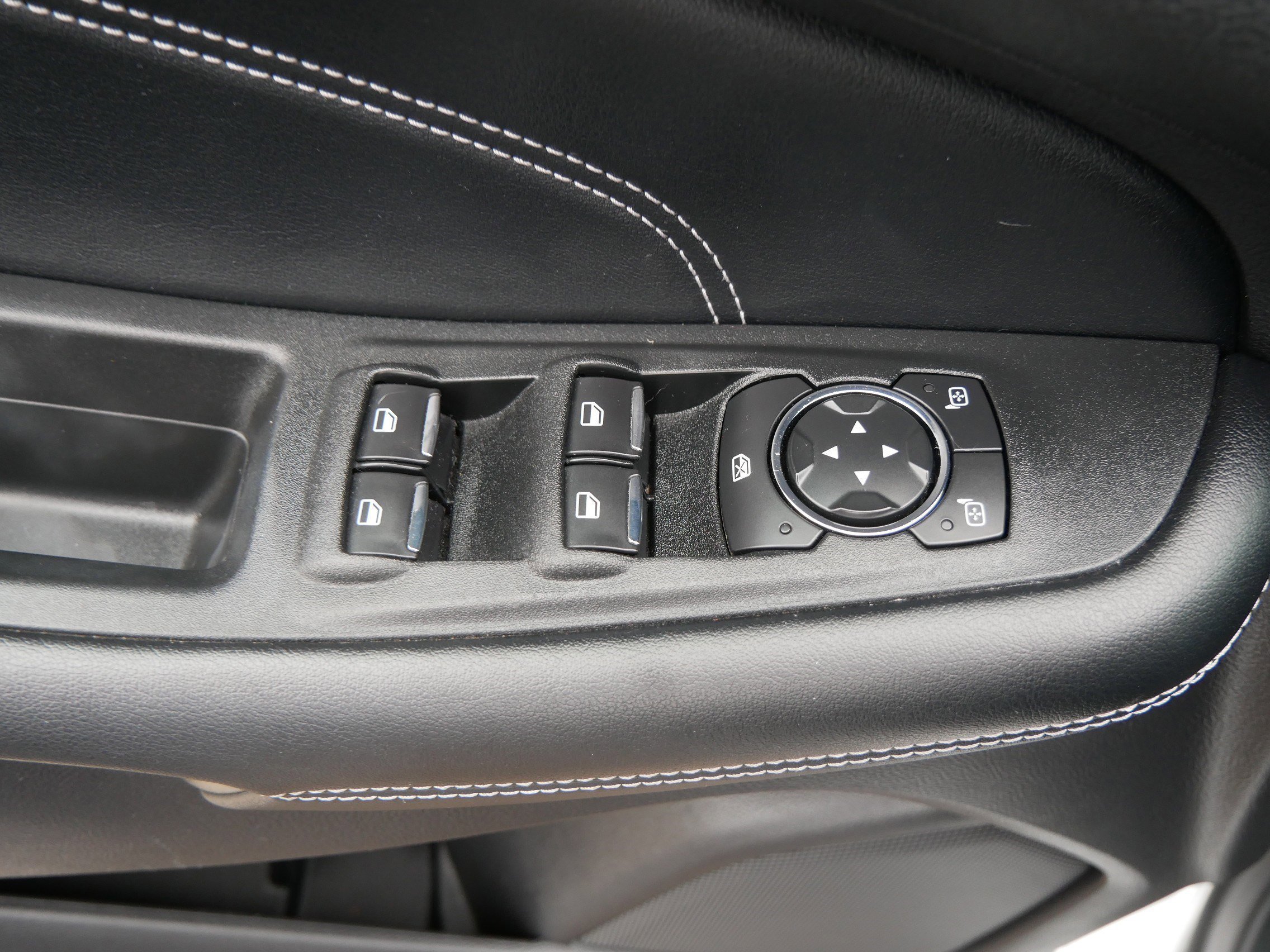 Certified 2022 Ford Edge Titanium image 20