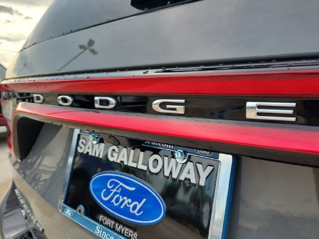Used 2023 Dodge Durango SXT Launch Edition AWD/4WD image 7