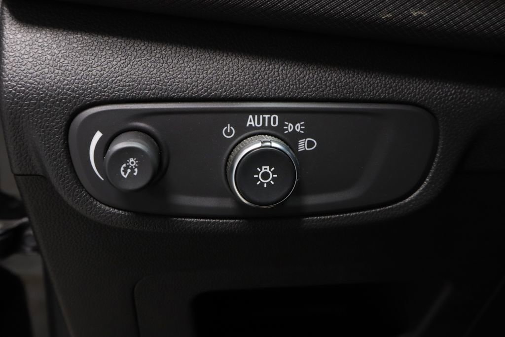 Used 2025 Chevrolet TrailBlazer LT w/ LT Cold Weather Package image 26