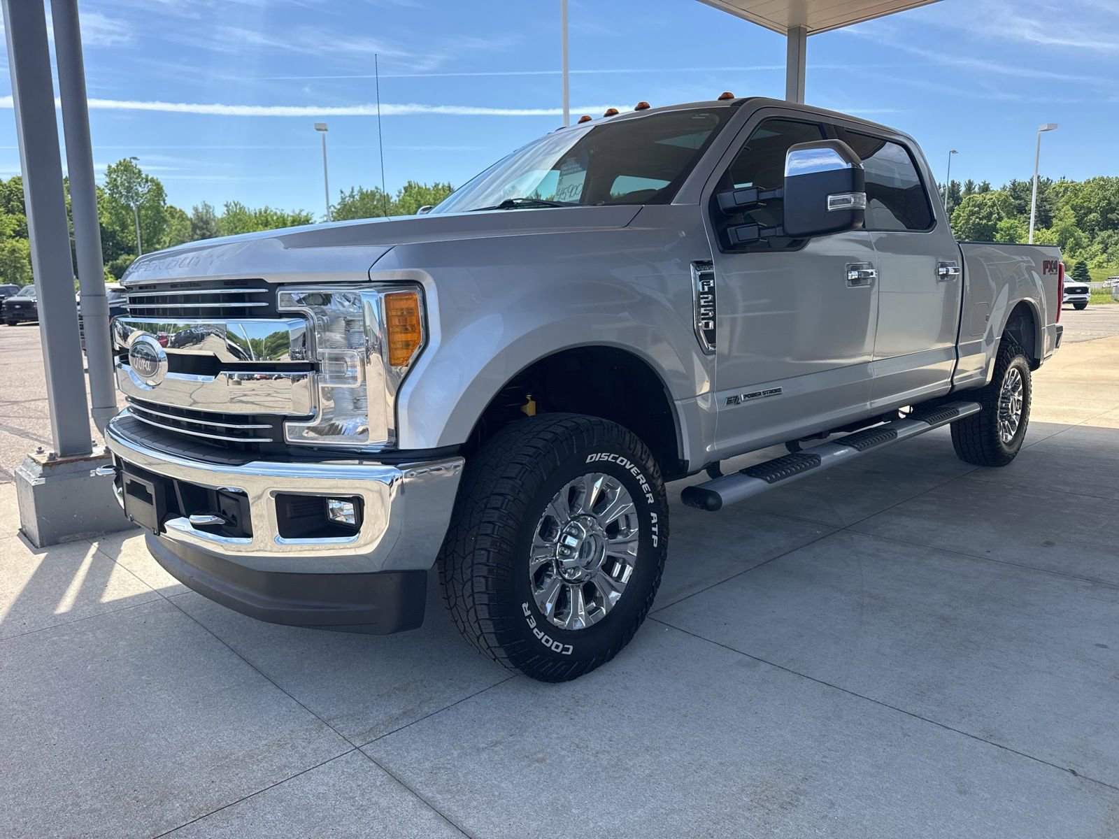 Certified 2017 Ford F250 Lariat w/ Lariat Ultimate Package AWD/4WD image 3