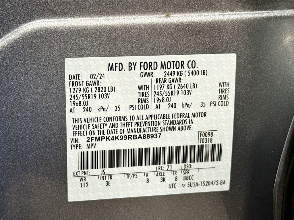 Certified 2024 Ford Edge Titanium image 23