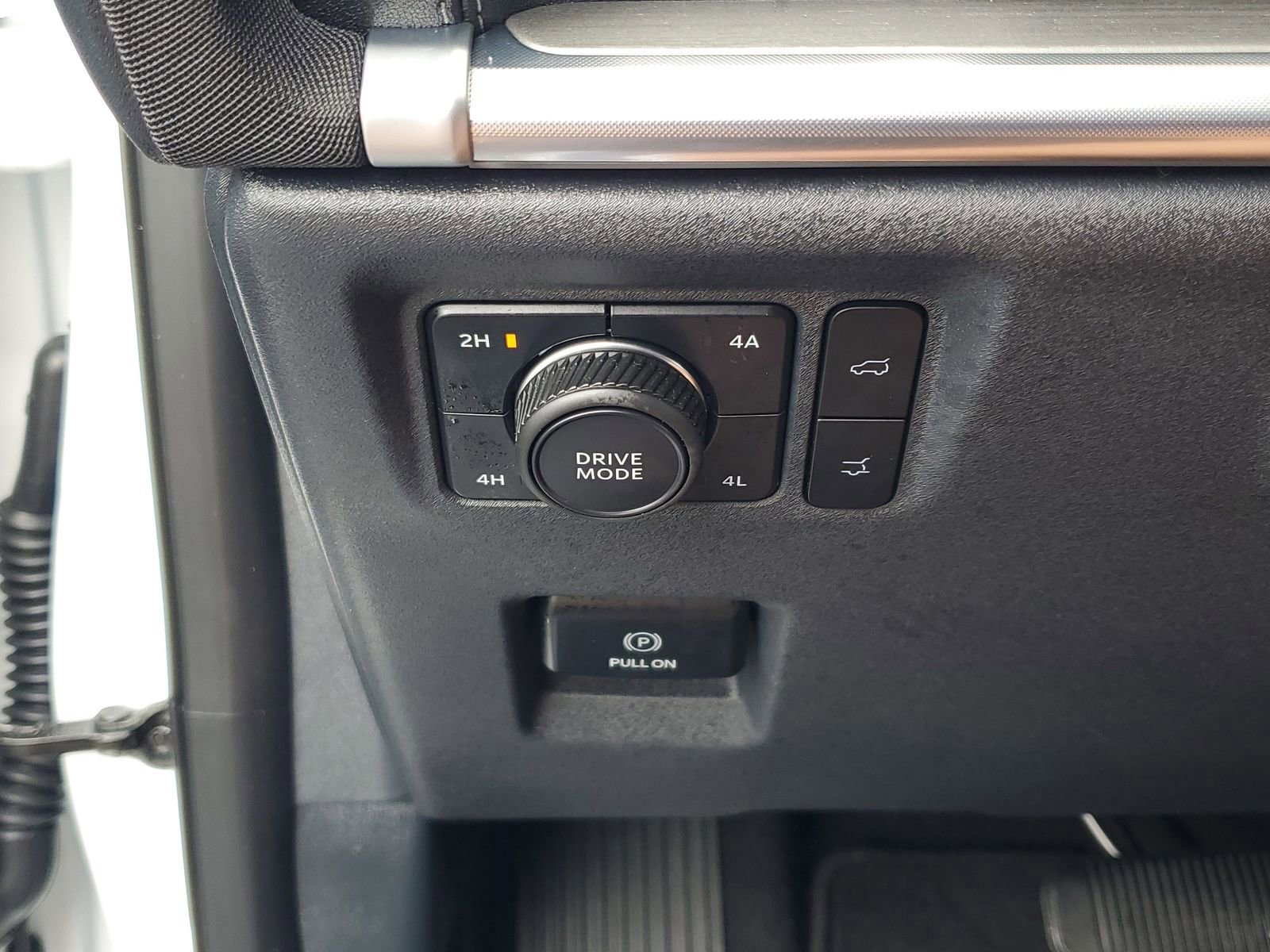 Certified 2025 Ford Expedition Platinum image 33