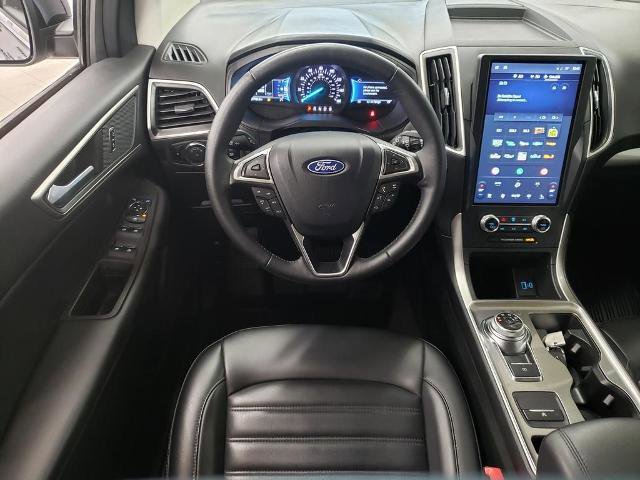 Certified 2024 Ford Edge SEL w/ Convenience Package AWD/4WD image 17