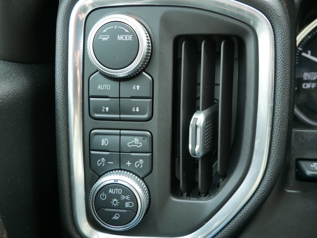 Used 2020 GMC Sierra 1500 AT4 w/ Off-Road Performance Package AWD/4WD image 19