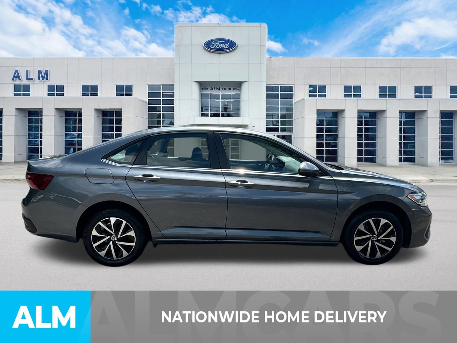 Used 2024 Volkswagen Jetta S FWD image 4