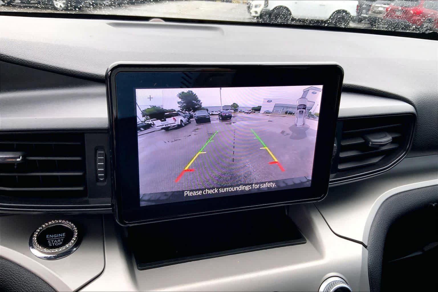 Certified 2022 Ford Explorer XLT RWD image 23