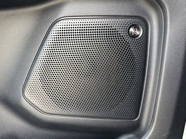 Certified 2020 Ford Escape Titanium w/ Titanium Premium Package 2.0 FWD image 28