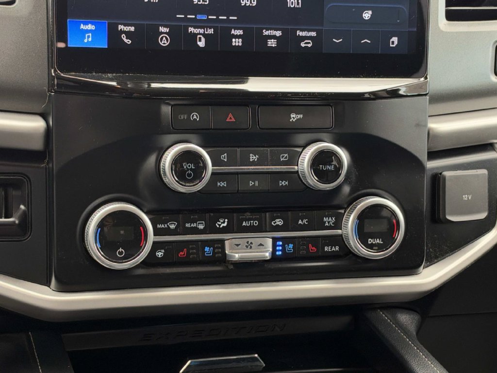 Certified 2024 Ford Expedition Max XLT RWD image 16