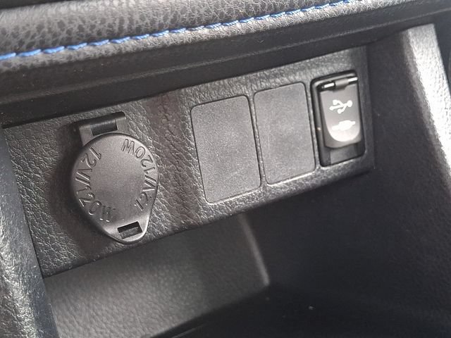 Used 2017 Toyota Corolla SE FWD image 23