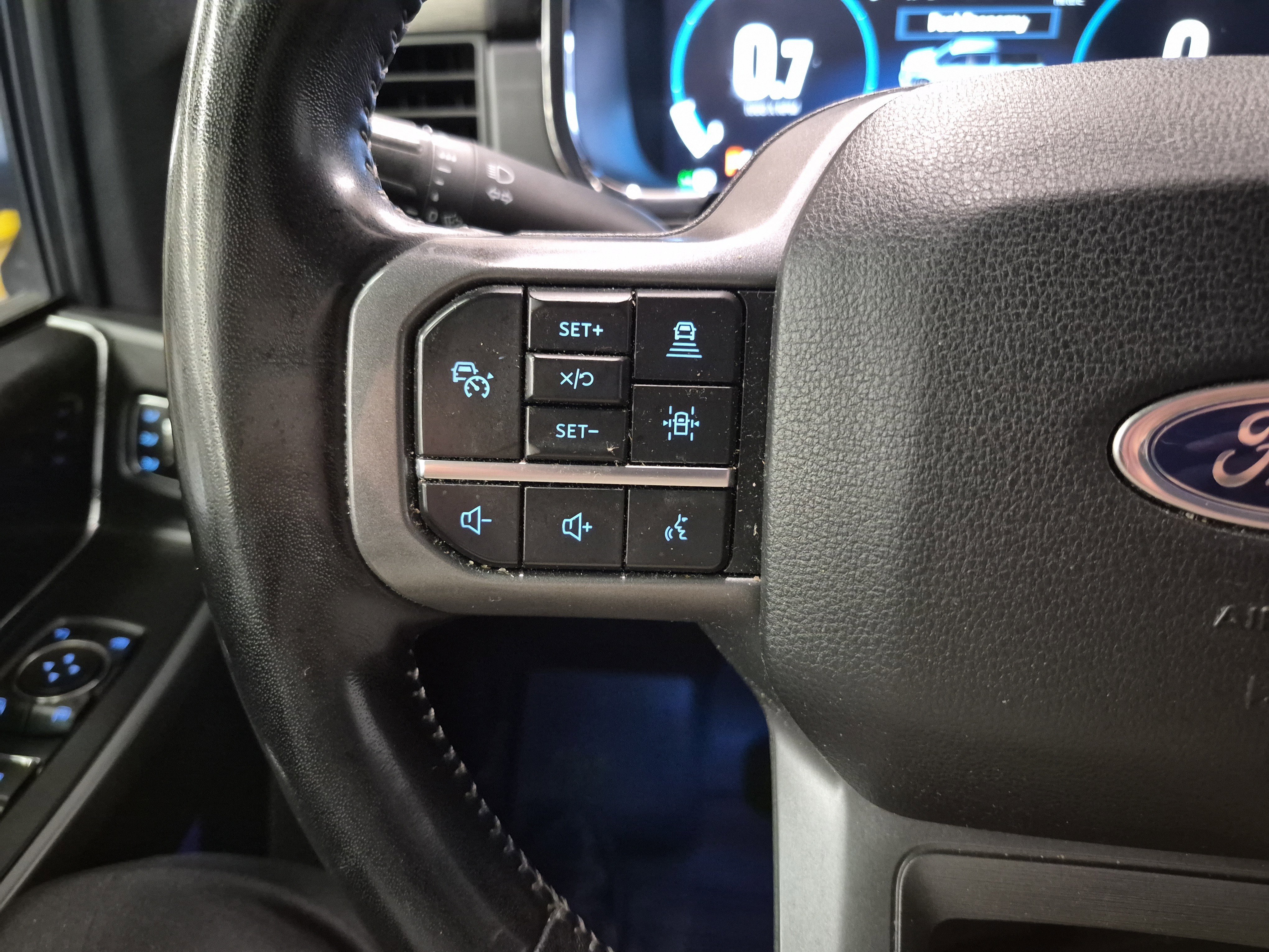 Certified 2021 Ford F150 Lariat AWD/4WD image 26