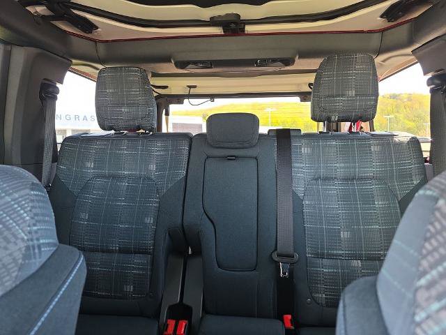 Certified 2025 Ford Bronco Heritage Edition AWD/4WD image 39