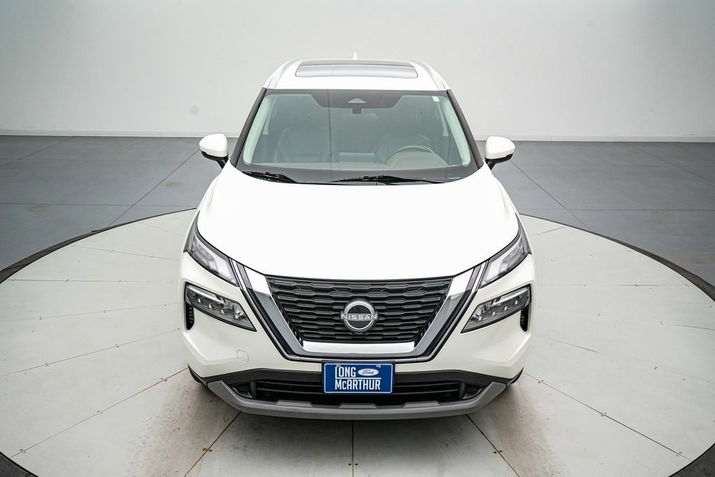 Used 2023 Nissan Rogue SV w/ SV Premium Package image 9