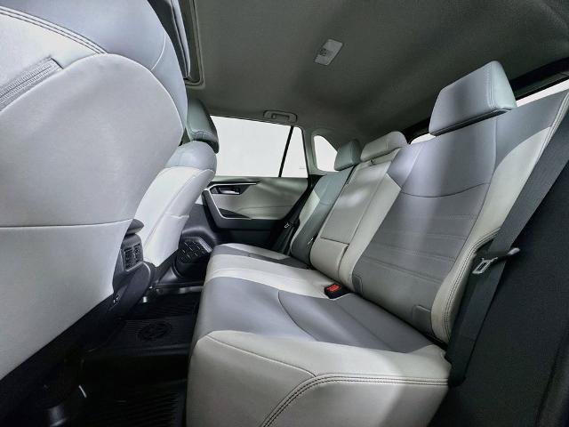 Used 2019 Toyota RAV4 XLE Premium w/ Cold Weather Package AWD/4WD image 23