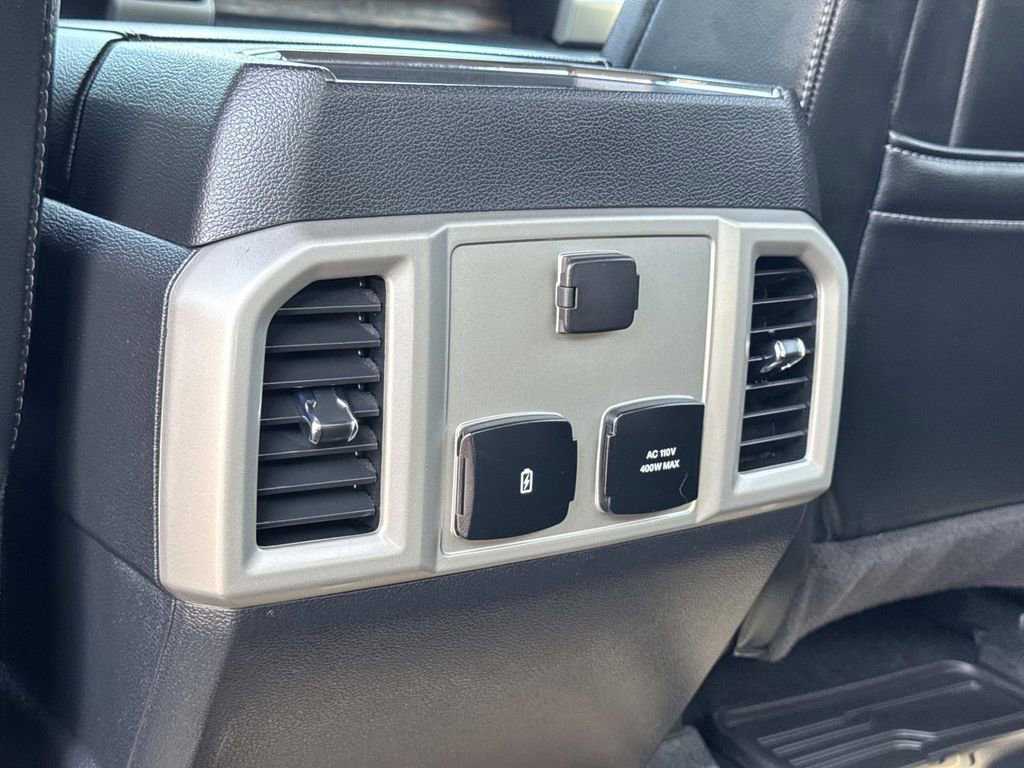 Certified 2019 Ford F150 Lariat image 25