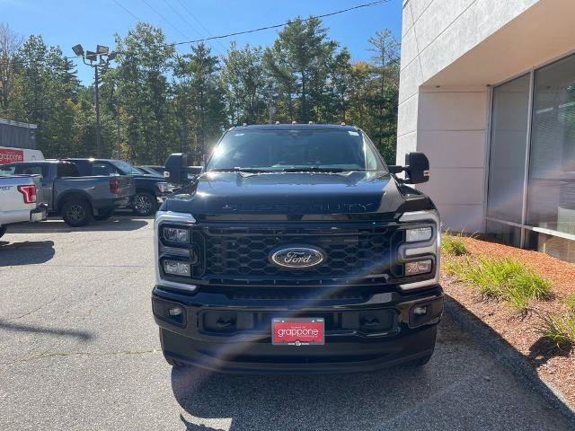 Certified 2025 Ford F350 XLT w/ Black Appearance Package AWD/4WD image 3
