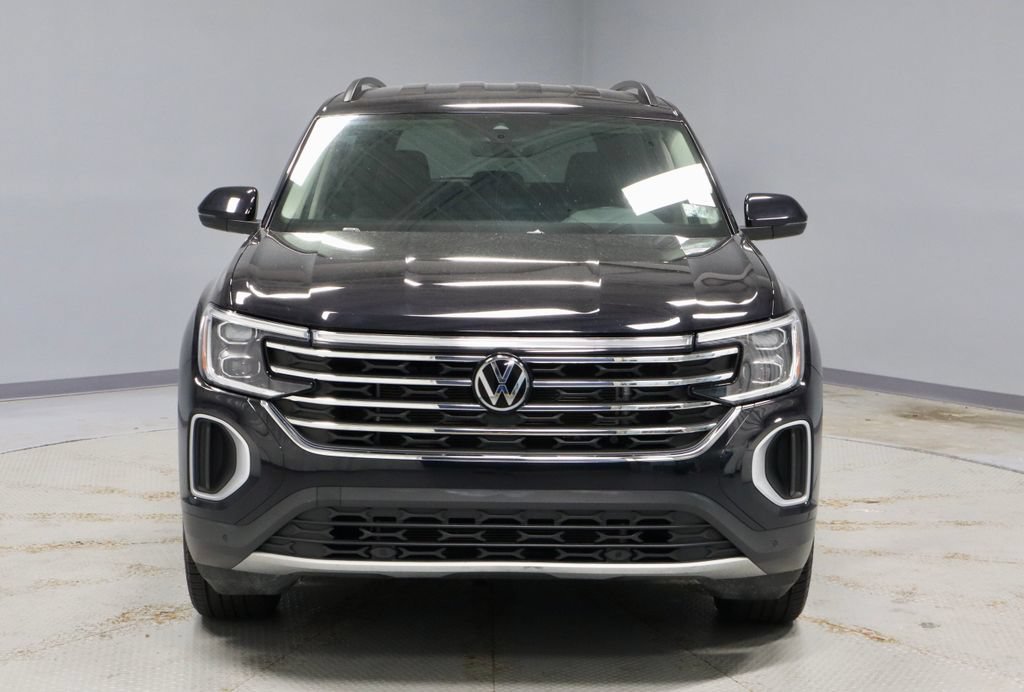Used 2025 Volkswagen Atlas SE FWD image 6
