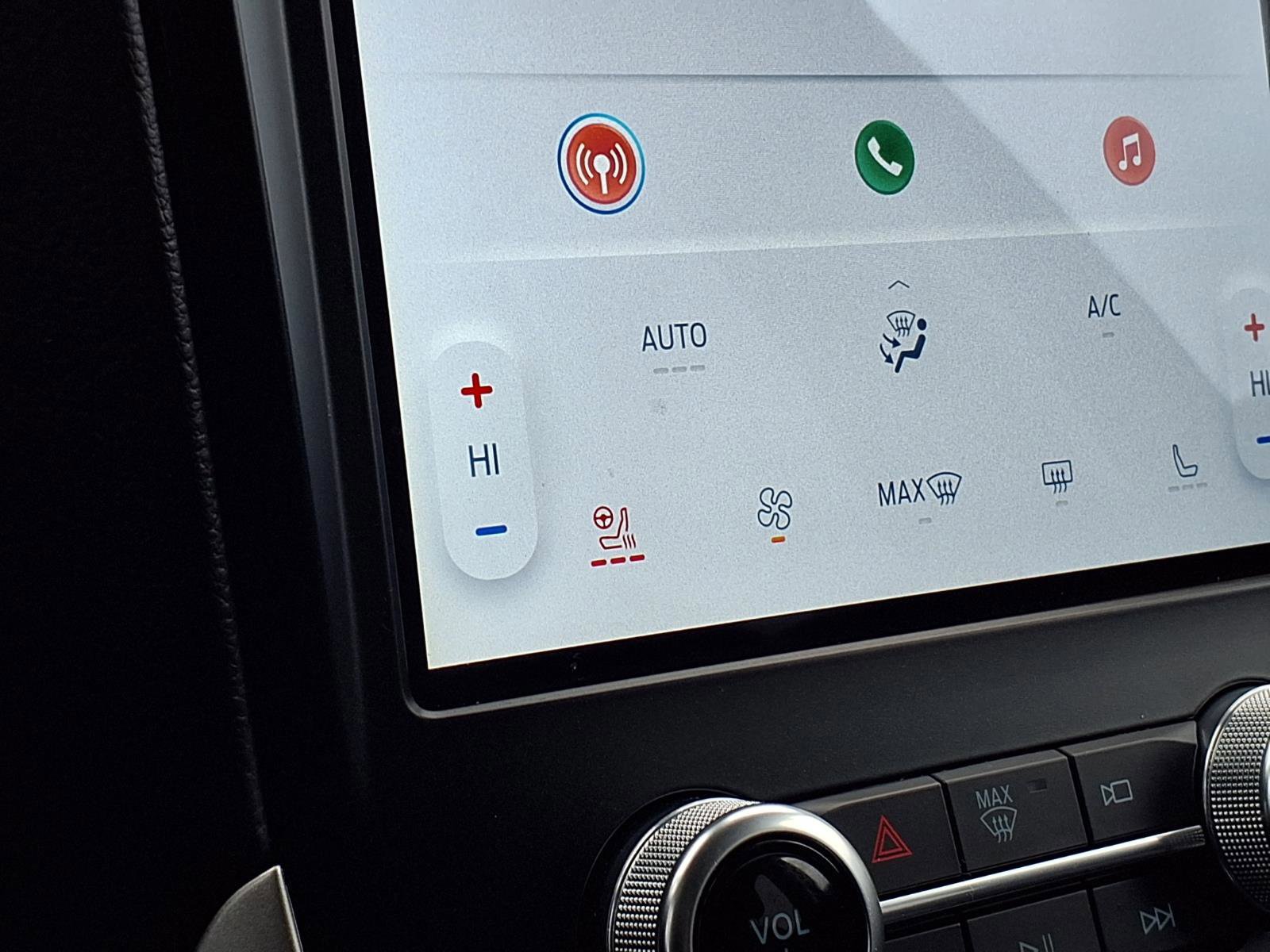 Certified 2024 Ford Edge SEL w/ Convenience Package image 8