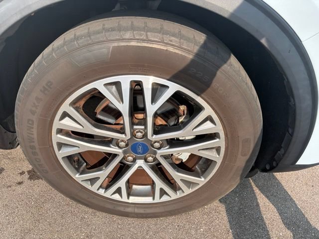 Certified 2020 Ford Escape SEL FWD image 4