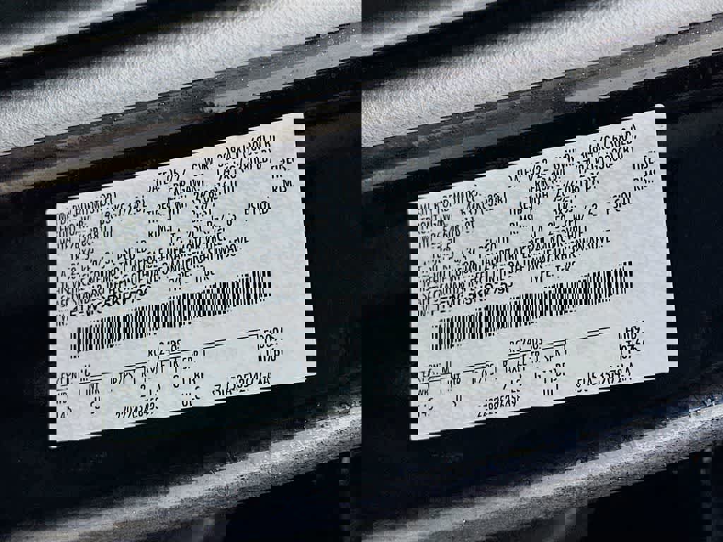 Certified 2022 Ford F150 XLT w/ Equipment Group 302A High image 26