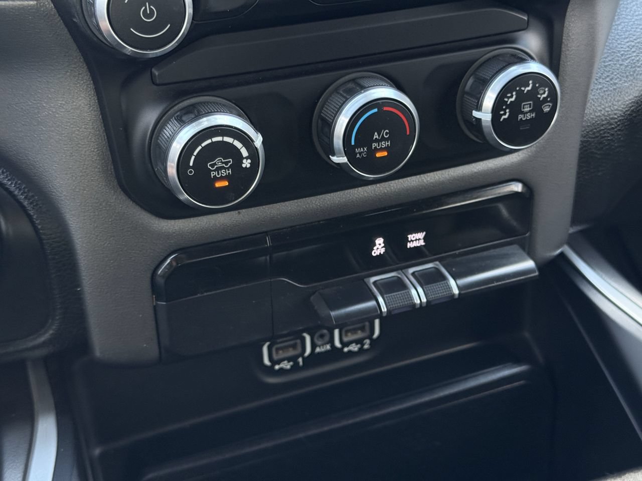 Used 2022 RAM 1500 Big Horn AWD/4WD image 19