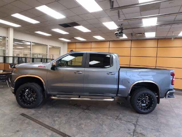 Used 2019 Chevrolet Silverado 1500 LT w/ All-Star Edition AWD/4WD image 4