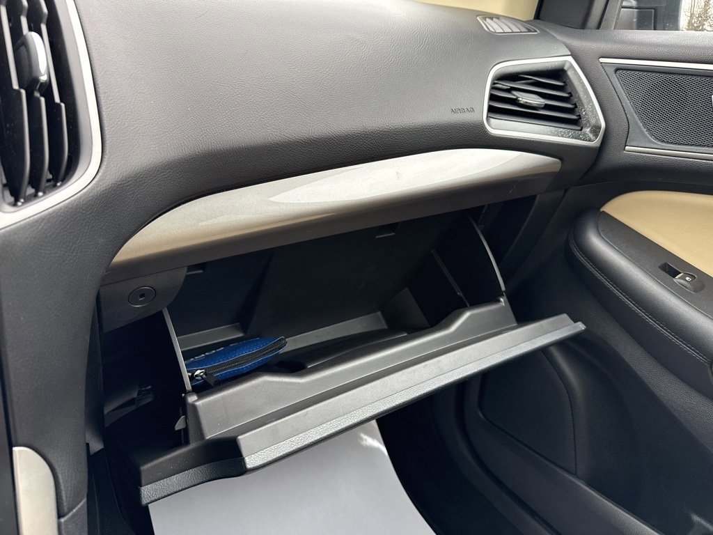 Certified 2024 Ford Edge SEL w/ Convenience Package image 25