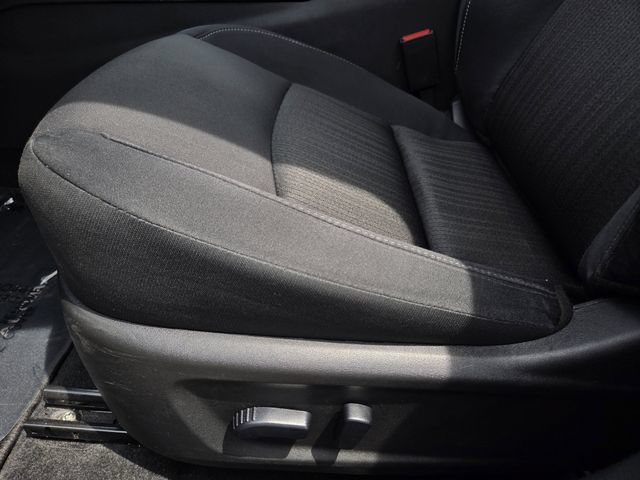 Used 2025 Nissan Altima 2.5 SV FWD image 13