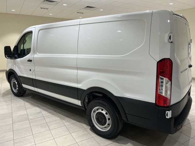 Certified 2024 Ford Transit 150 Low Roof RWD image 3