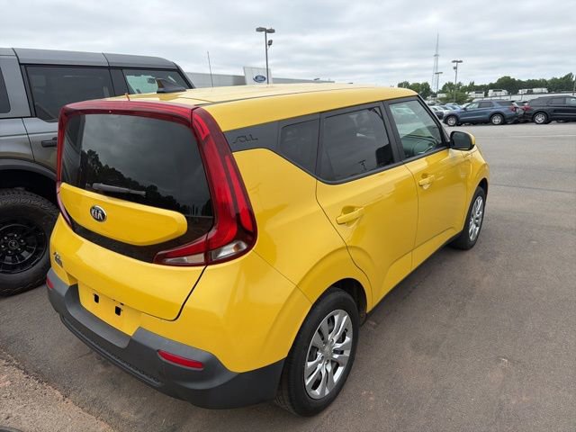 Used 2020 Kia Soul LX FWD image 3