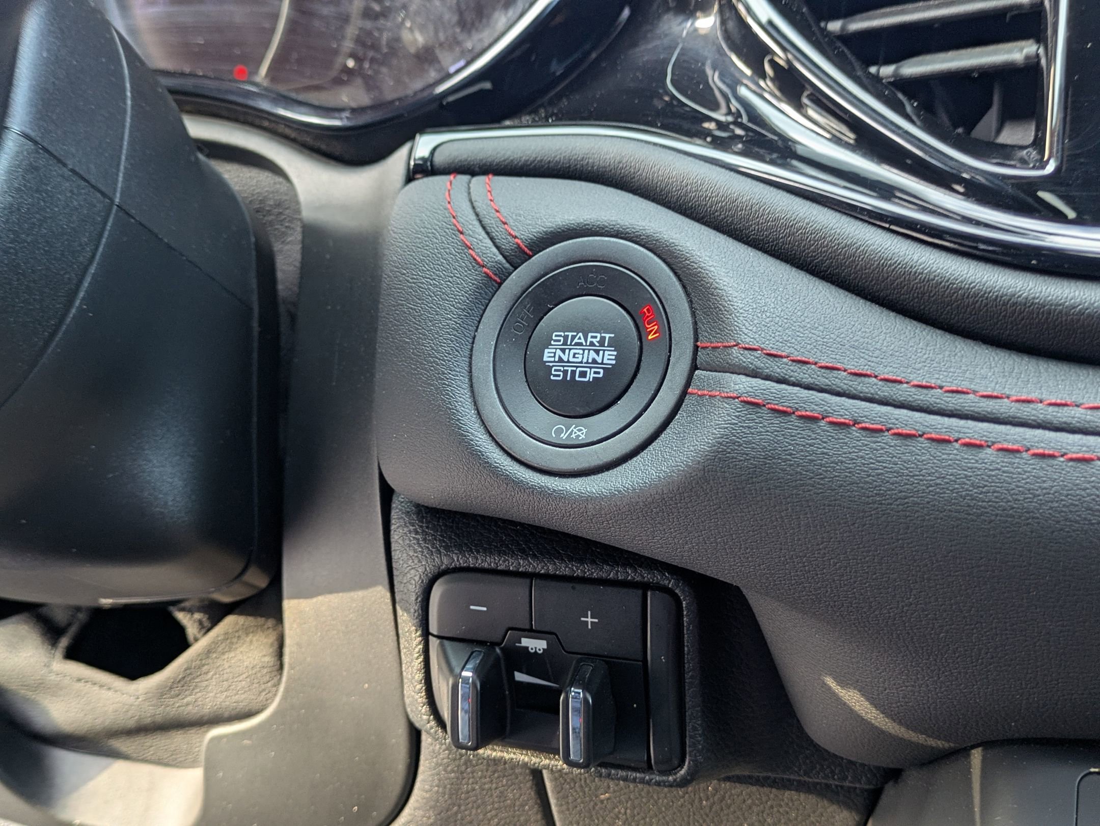 Used 2023 Dodge Durango GT AWD/4WD image 25
