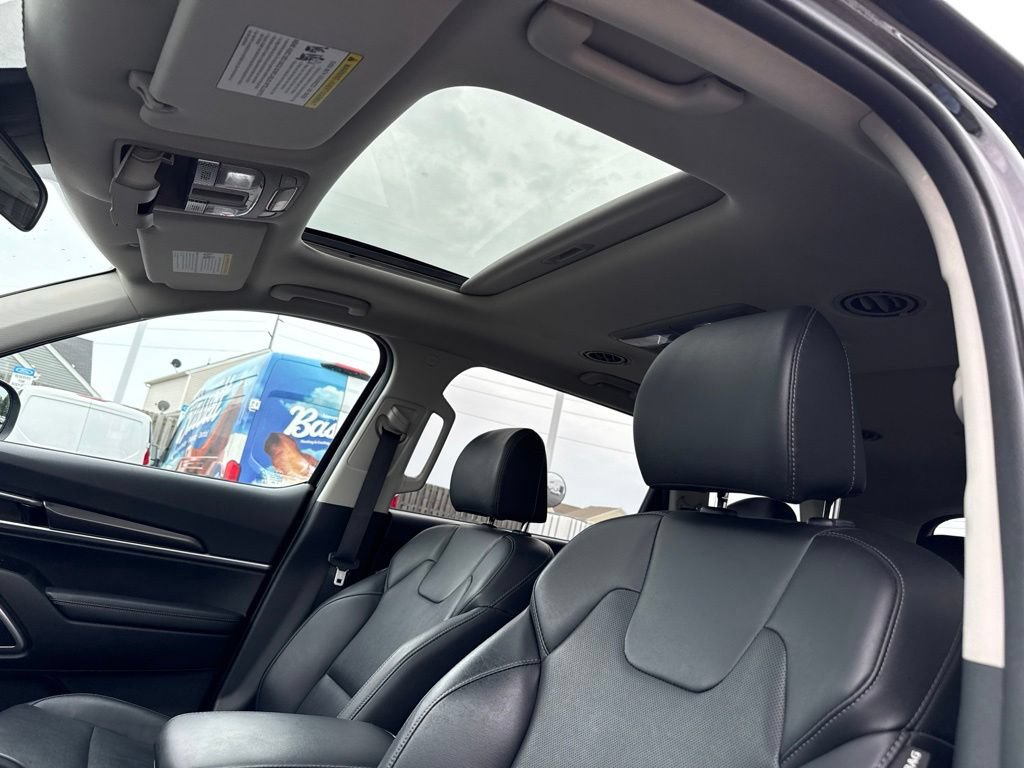 Used 2023 Kia Telluride S w/ S Sunroof Package AWD/4WD image 7