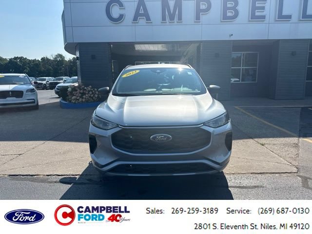 Certified 2023 Ford Escape ST-Line w/ Tech Pack #1 AWD/4WD image 8