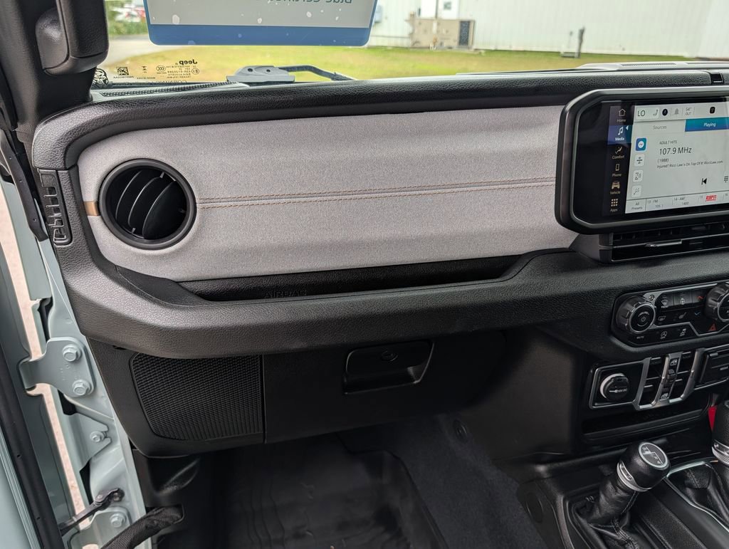 Used 2024 Jeep Wrangler Unlimited Sport w/ Convenience Group AWD/4WD image 23