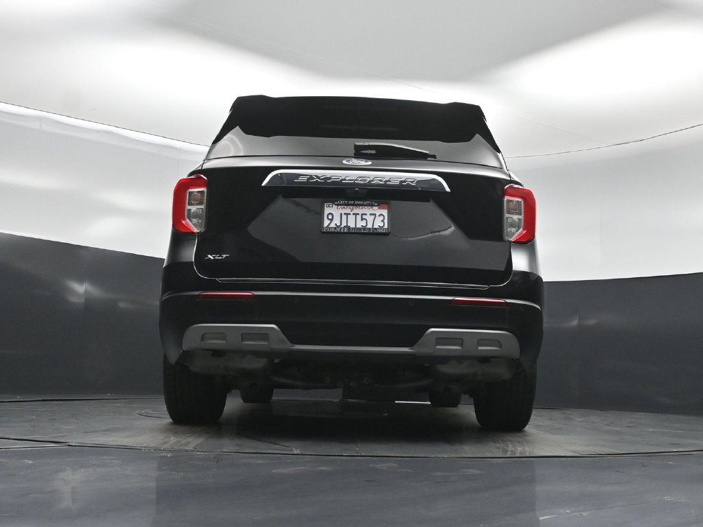 Certified 2023 Ford Explorer XLT w/ Equipment Group 202A RWD image 45