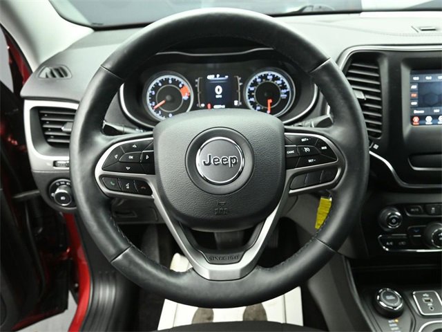 Used 2019 Jeep Cherokee Latitude w/ Cold Weather Group image 31