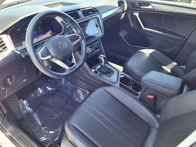 Used 2023 Volkswagen Tiguan SE FWD image 10